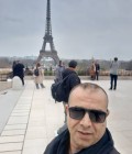 Rencontre Homme : Faouzi, 43 ans à Algérie  Batna